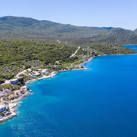 Vakantiehuis Gorgeous In With Sauna Janjina