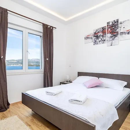 Vakantiehuis Gorgeous In With Sauna Janjina